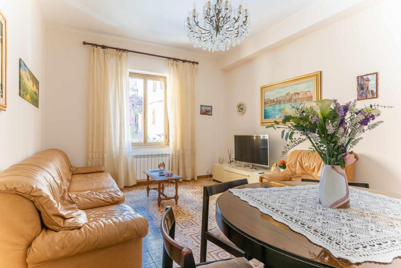 Вілла Granny S House Неттуно Екстер'єр фото